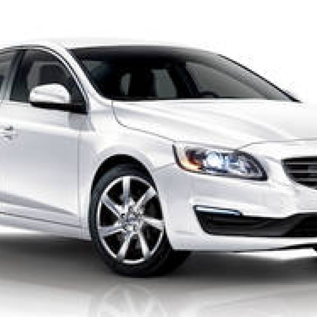 S60/V60に安全装備と本革シートを採用した特別仕様車｜Volvo ギャラリー