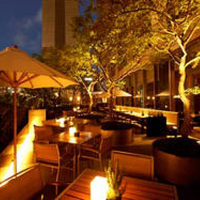 ホテルのテラスで楽しむワンランク上のビアガーデン｜Grand Hyatt Tokyo ギャラリー