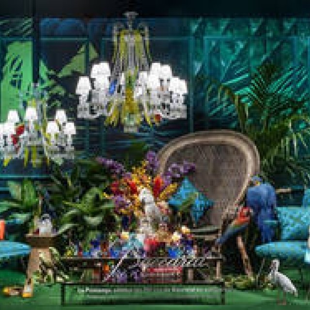 Baccarat｜パリ・プランタンのショーウィンドウを飾るバカラ ギャラリー