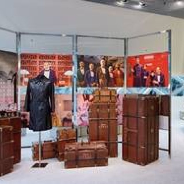 PRADA｜『グランド・ブダペスト・ホテル』特別ディスプレイ展開 ギャラリー