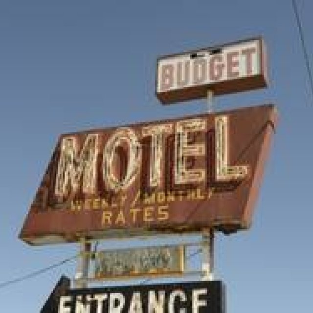 ART｜IMAギャラリーでグループ展『THE STREET GOES ON』 ギャラリー