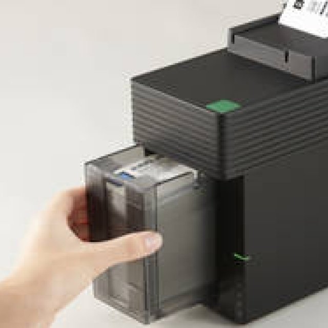 KING JIM｜デジタル名刺ボックス「ビズレージ」が登場 ギャラリー