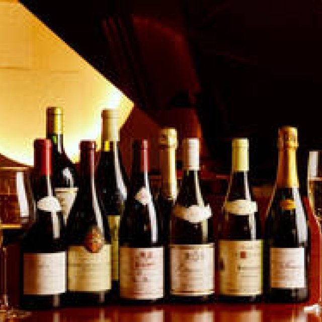 EAT｜オペラ歌手の生演奏を聴くことができるワインバー!? ギャラリー