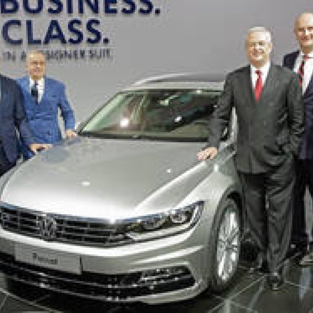 8代目の新型パサート、デビュー｜Volkswagen ギャラリー