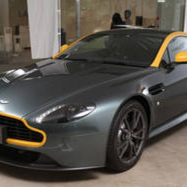 アストンマーティンから2台の特別モデルが上陸｜Aston Martin ギャラリー