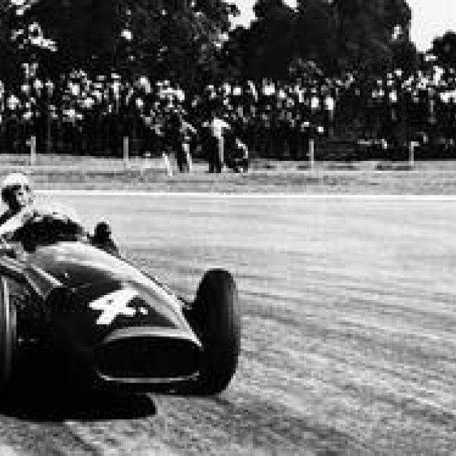 スターリング・モス、マセラティについて語る｜Maserati ギャラリー