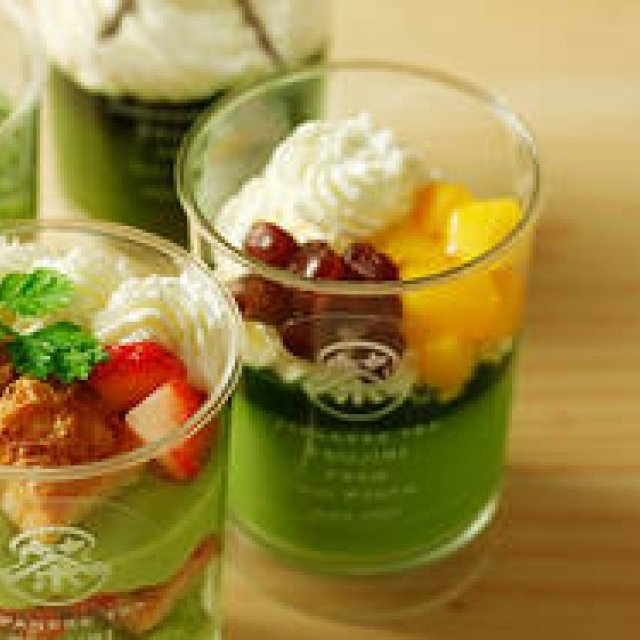 EAT｜宇治茶の老舗「辻利」、祇園に初の店舗をオープン ギャラリー