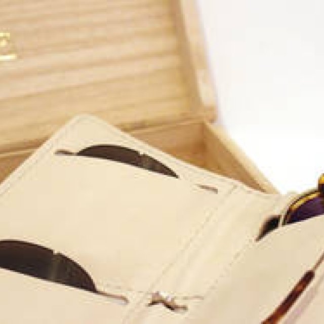 EYEVAN 7285｜スペシャルモデルがUA原宿本店で先行発売