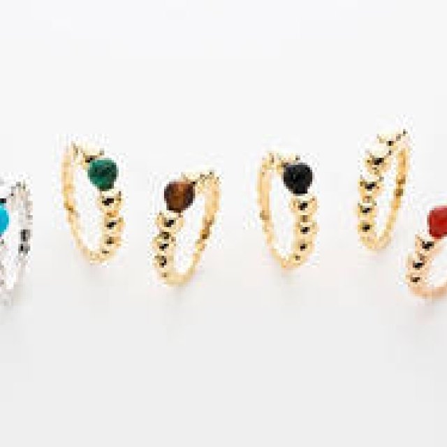 Van Cleef & Arpels｜ペルレ　コレクション初のカラーストーンを用いた「ペルレ クルール」登場 ギャラリー