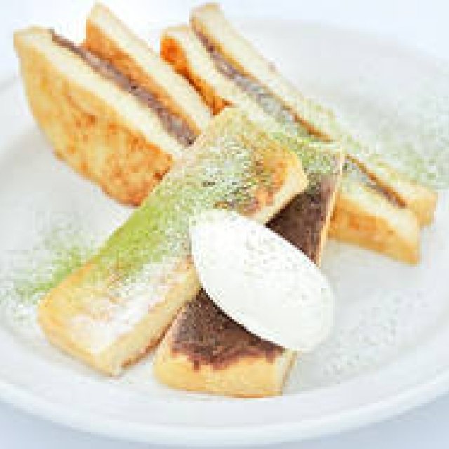 EAT｜カフェ・ド・チャヤと人気ベーカリーが組んだフレンチトースト