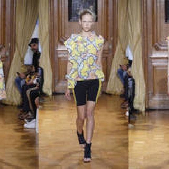 VIKTOR & ROLF｜2015年春夏コレクション