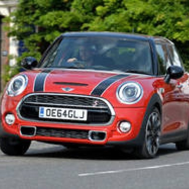 5ドアのMINI、国内販売を開始｜MINI ギャラリー