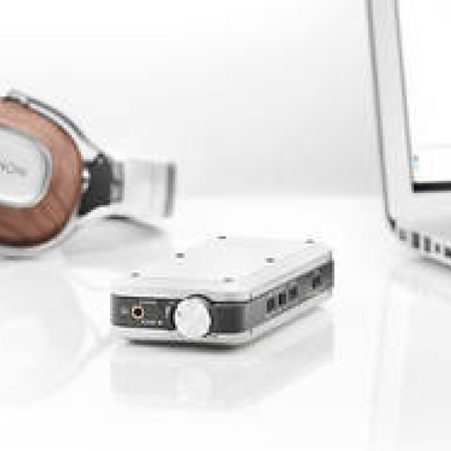 DENON｜USB-DAC搭載ポータブルヘッドホンアンプ発売 ギャラリー