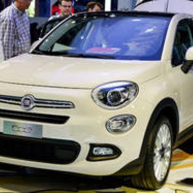 フィアット500のSUVモデル「500X」デビュー｜Fiat ギャラリー