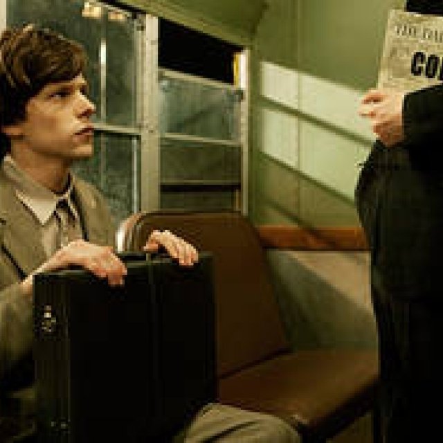 MOVIE｜気鋭のイギリス人監督が贈る不条理スリラー『嗤う分身』 ギャラリー