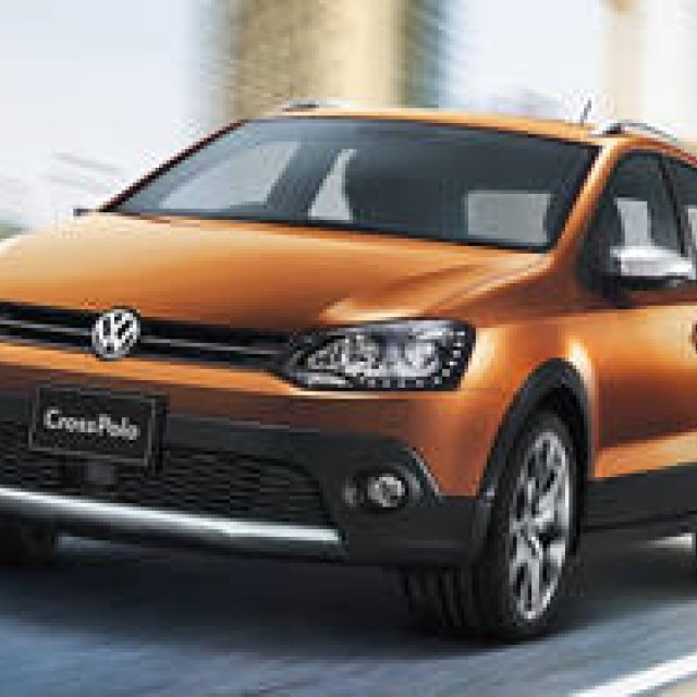 新型ポロにSUVテイストのクロスポロ登場｜Volkswagen ギャラリー