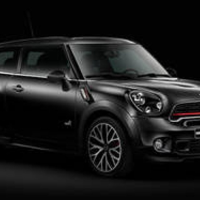 ペースマンとクロスオーバーの特別仕様車「ブラック ナイト」｜Mini ギャラリー