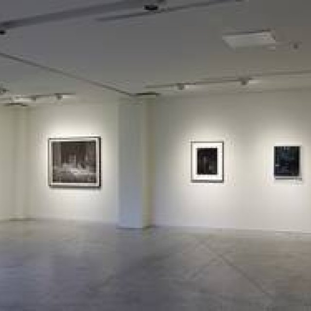 ART｜コスチューム・ナショナルのアートコレクション展『Black Hologram』 ギャラリー