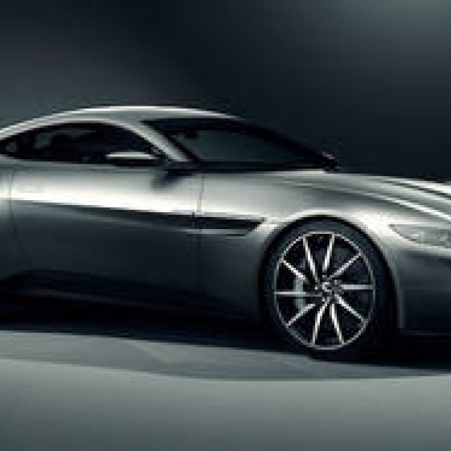 アストンマーティン DB10を披露｜Aston Martin ギャラリー