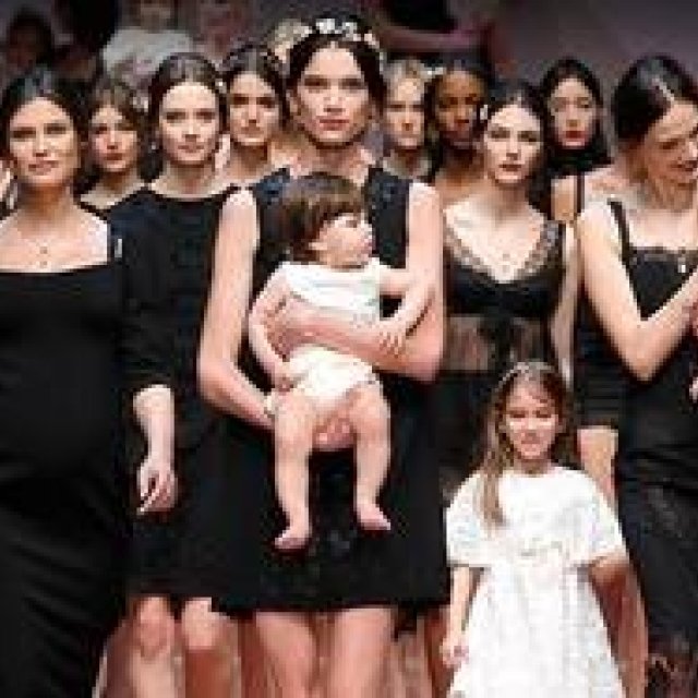 ドルチェ＆ガッバーナ 2015-16年秋冬 ウィメンズコレクション｜DOLCE & GABBANA