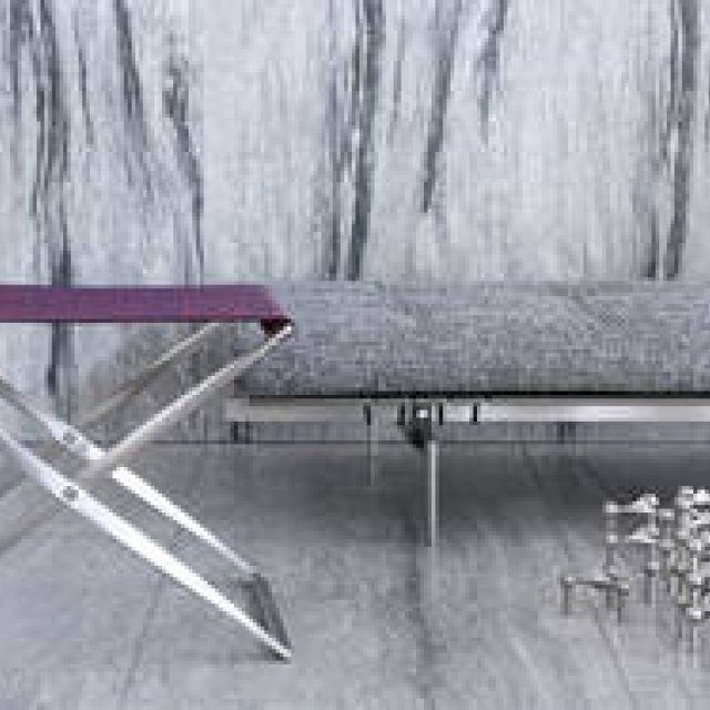 ラフ・シモンズのテキスタイルを採用した特別なポール・ケアホルムコレクション｜Republic of Fritz Hansen ギャラリー