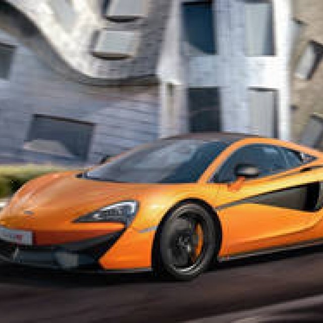 マクラーレン 570S クーペ、スポーツシリーズの第1弾登場｜McLaren ギャラリー