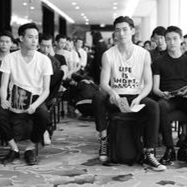 ディオール オムが中国・広州で2015-16 ウィンターコレクションのショーを開催｜DIOR HOMME ギャラリー