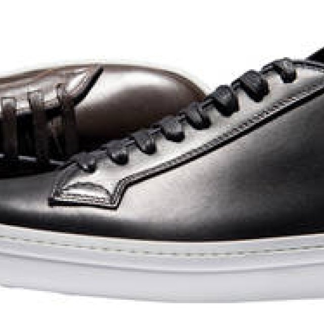 「チャーチ」からカーフレザーを使用したスニーカーが発売｜Church’s ギャラリー