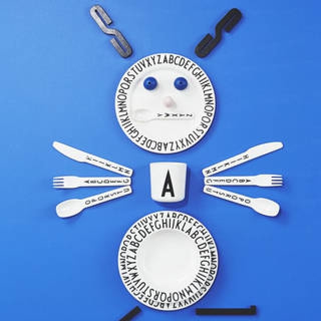 アクタス・二子玉川店で「デザインレターズ」のキッズシリーズの新作が先行販売｜DESIGN LETTERS ギャラリー