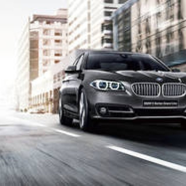 5シリーズにエレガントな装いの特別仕様車｜BMW ギャラリー