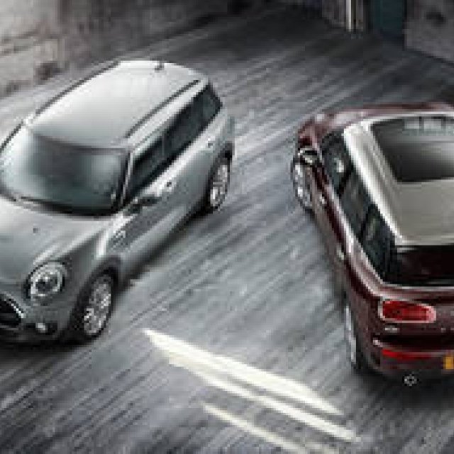 最新型MINIに“6ドア”のクラブマンが登場｜MINI ギャラリー