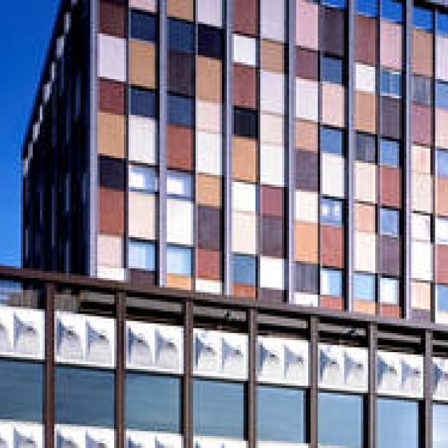 上質の音楽×オーガニックフードと寿司×厳選された日本酒｜MUSIC ギャラリー