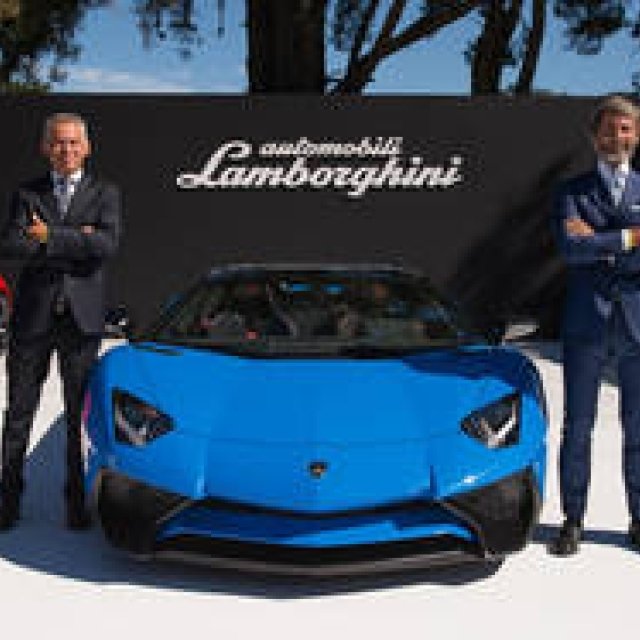 アヴェンタドールSVにロードスターモデル｜Lamborghini ギャラリー