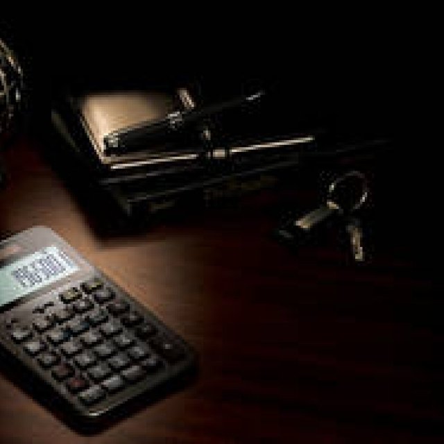 50年の電卓史にあらたな一歩を刻むフラッグシップモデル「S100」発売｜CASIO ギャラリー