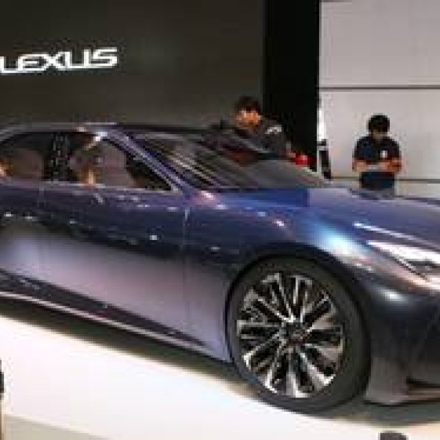 レクサス初のFCVコンセプトを公開｜Lexus