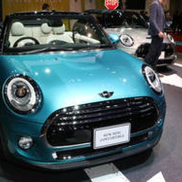 ミニ コンバーチブルをワールドプレミア｜MINI