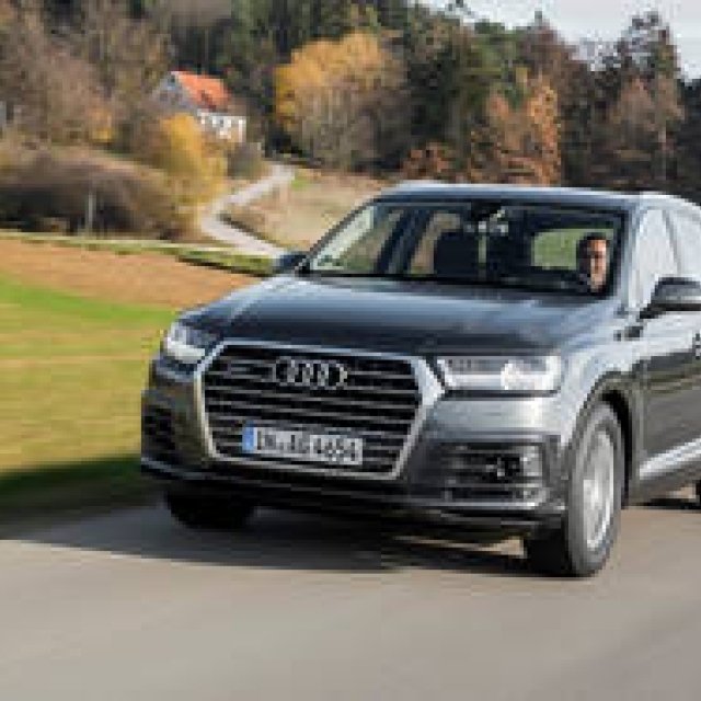 新型アウディ Q7に試乗｜Audi ギャラリー