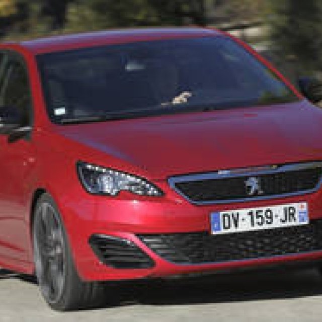 プジョー308GTi と308R HYBridに試乗｜Peugeot ギャラリー