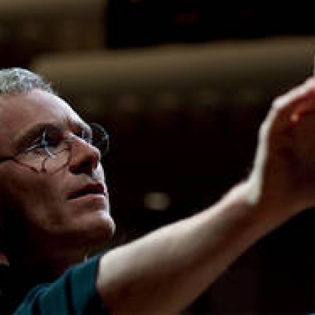 『スティーブ・ジョブズ』伝説のプレゼンテーション直前の舞台裏に迫る｜MOVIE ギャラリー