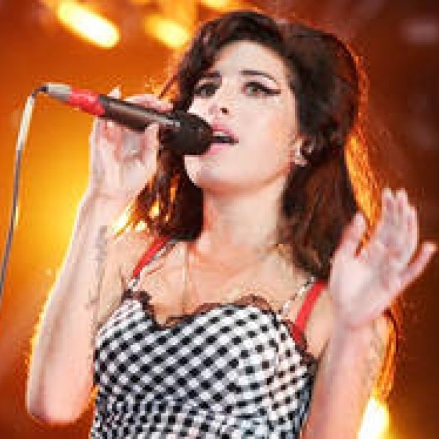 天才シンガー、エイミー・ワインハウスの破滅的な人生を辿る『AMY エイミー』｜MOVIE ギャラリー
