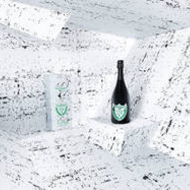 ミハエル・リーデルとコラボレーションした期間限定ギフトボックスを発売｜Dom Pérignon ギャラリー