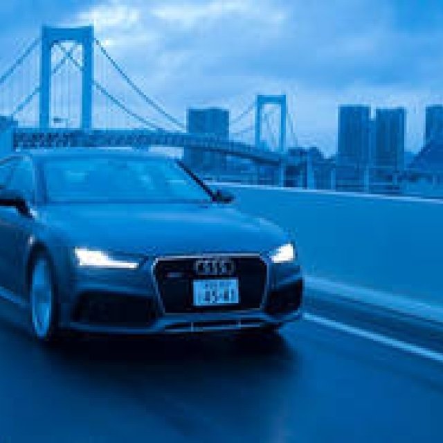インテリジェンスを宿したスーパーカー｜Audi Sport ギャラリー
