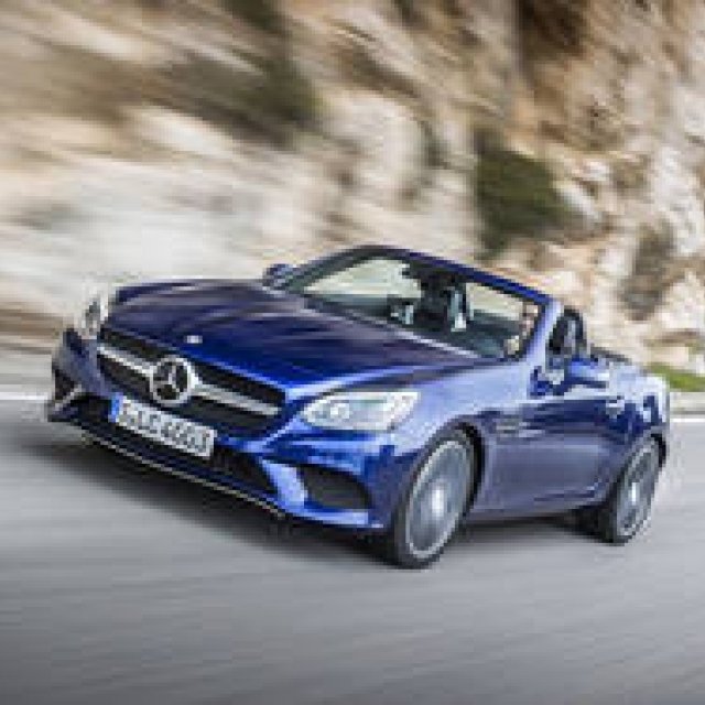 新型メルセデス・ベンツSLCに試乗｜Mercedes-Benz ギャラリー