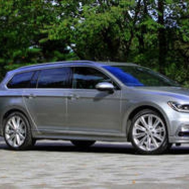 パサートに追加されたハイパフォーマンスモデルに試乗｜Volkswagen ギャラリー