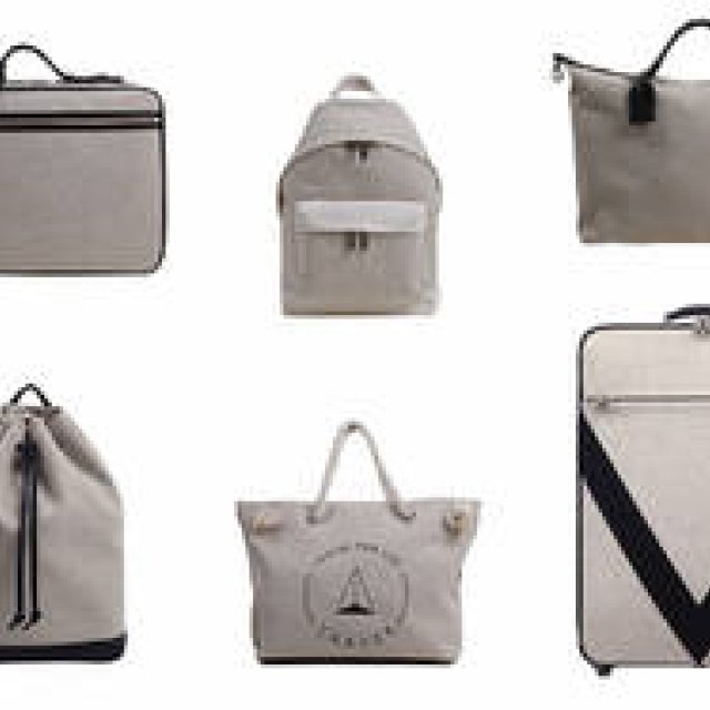 生成りのリネンで足取りも軽く。トレヴァーのバッグを携えて旅に出よう｜TRAVER ギャラリー