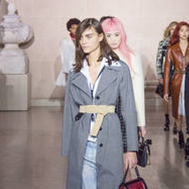 ルイ・ヴィトン 2017-18年秋冬ウィメンズコレクション｜LOUIS VUITTON