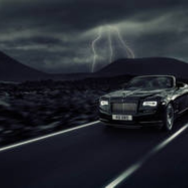 黒を纏った特別なロールス・ロイス「ドーン ブラック バッジ」｜Rolls-Royce ギャラリー