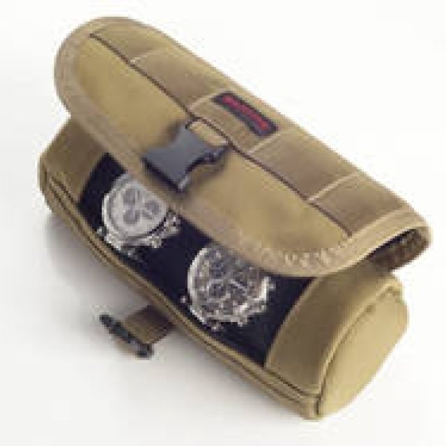 ブリーフィングとトフアンドロードストーンに別注したスペシャルケース｜WATCH ギャラリー