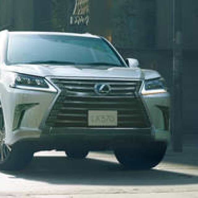 レクサスLXに2列シート5人乗りモデルを追加｜Lexus ギャラリー