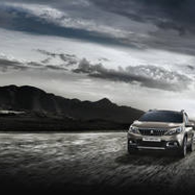 街とオフロード両方を楽しむためのプジョー2008特別仕様車｜Peugeotギャラリー